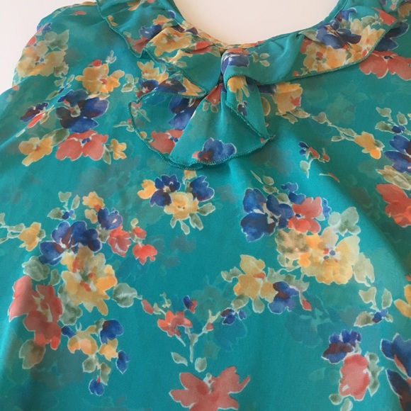 Blue Floral Camisole - Picture 2 of 4